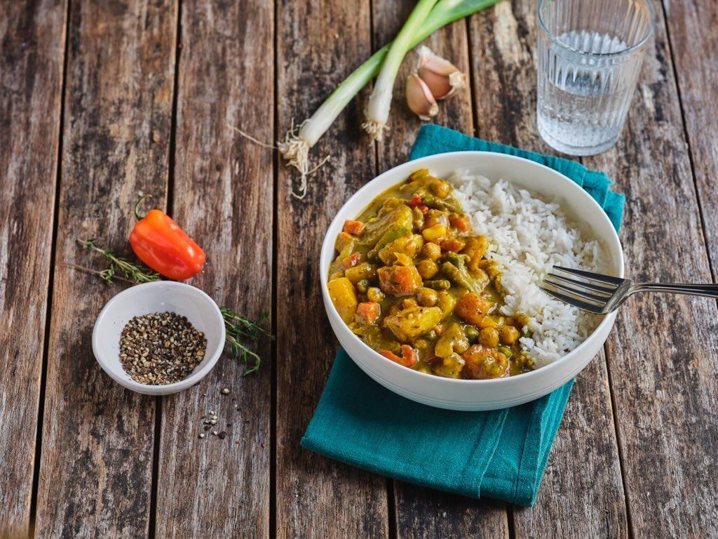 Potato & Chickpea Curry with Plain Rice